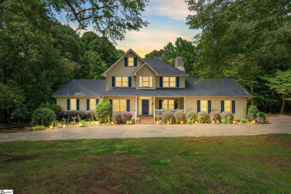 62 Southwood  Greenville, SC 29605