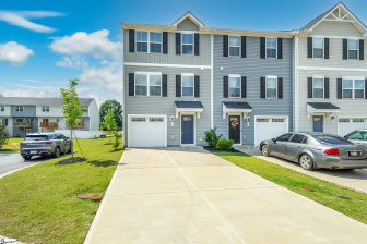 32 High Pine Greenville, SC 29617