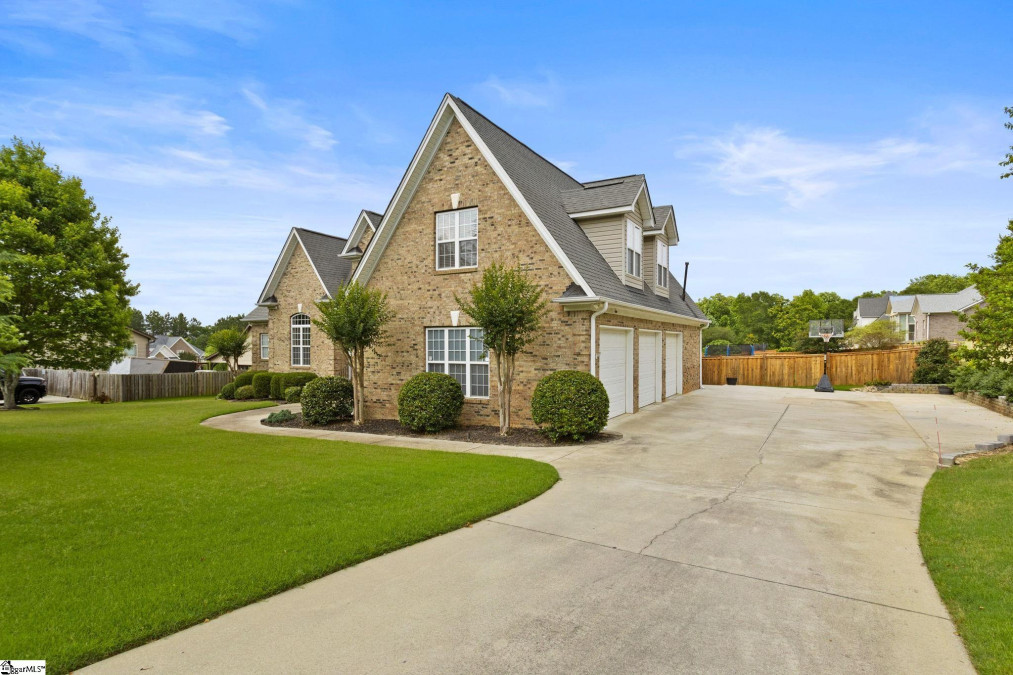 202 White Meadow Simpsonville, SC 29681