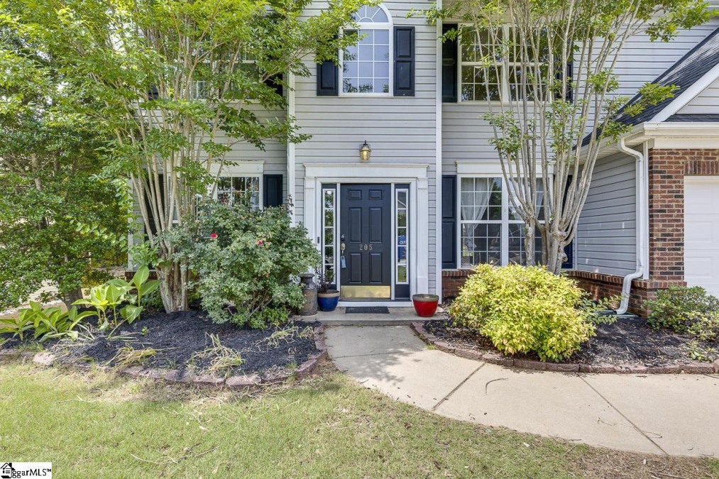 205 Tulip Tree Simpsonville, SC 29680