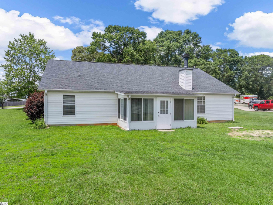 895 Grand Cy Inman, SC 29349