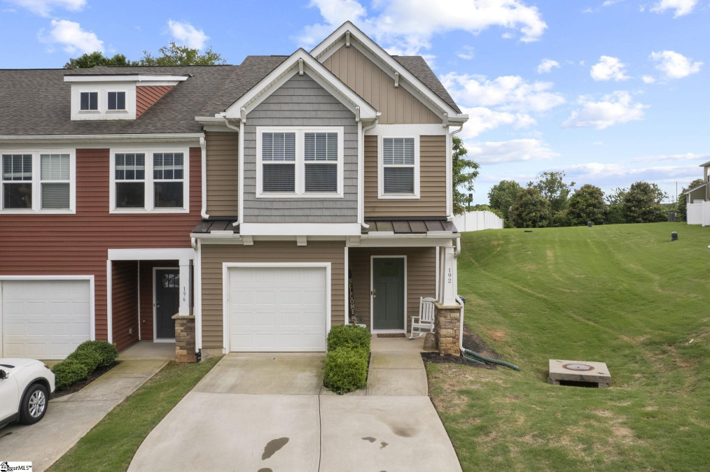 192 Fair Orchard Duncan, SC 29334