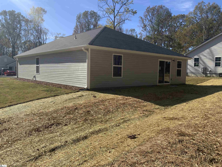 111 Sunflower  Clinton, SC 29325