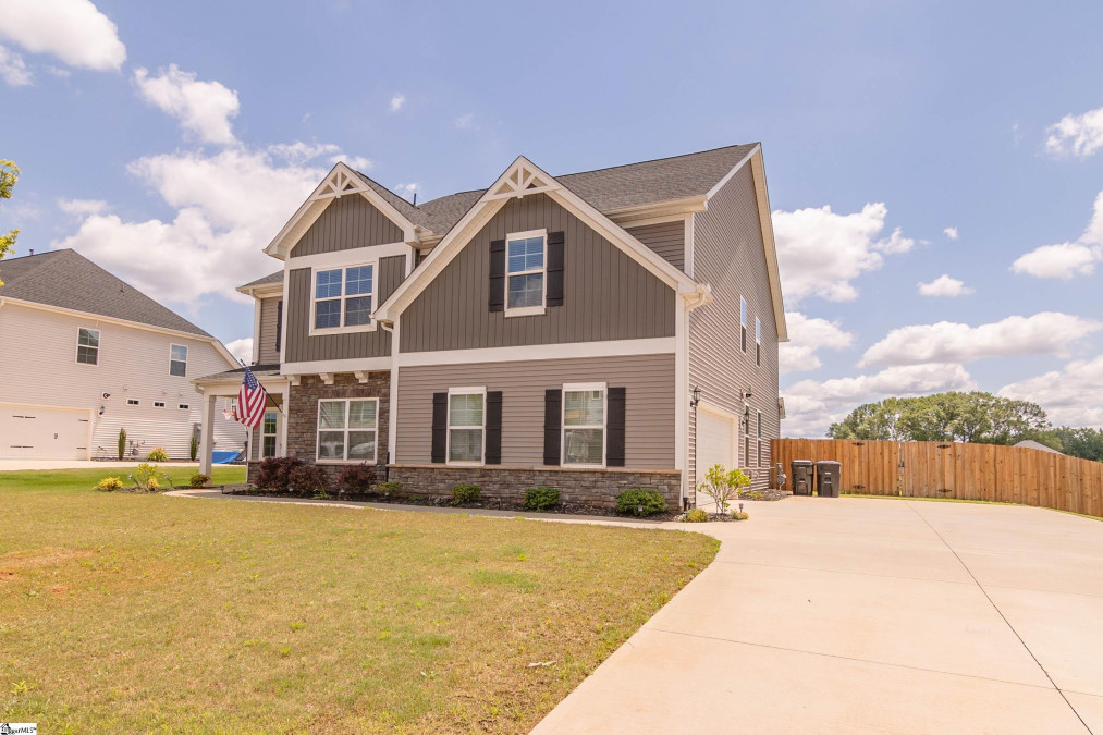 307 Valley Oak Belton, SC 29627