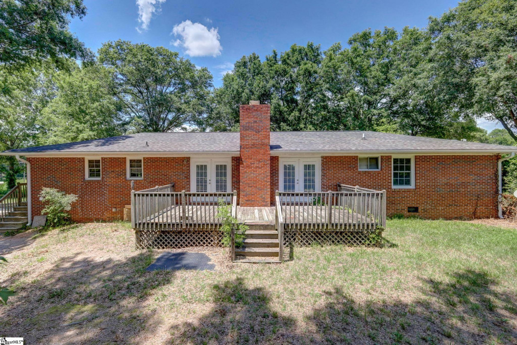 1555 Indian Mound Laurens, SC 29360