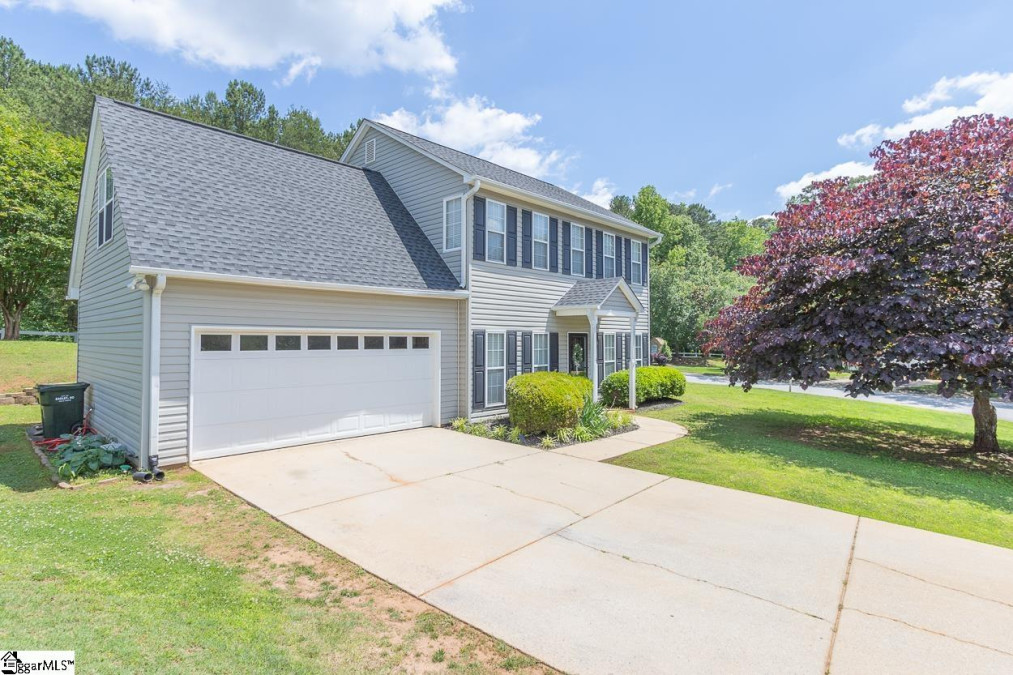 117 Blue Wing Easley, SC 29642