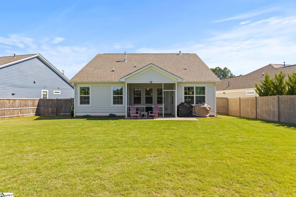 30 Bishop Lake Taylors, SC 29687