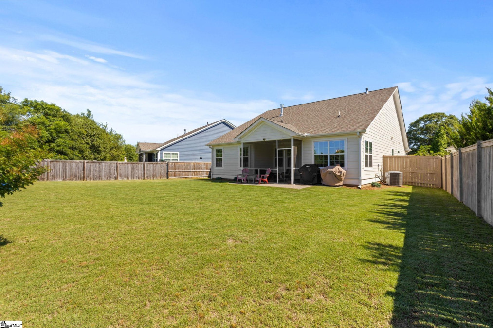 30 Bishop Lake Taylors, SC 29687