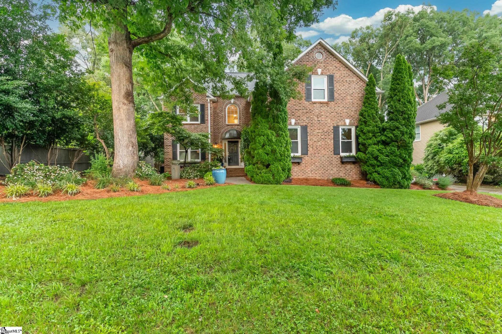 5 Grape Vine Greenville, SC 29607-5848