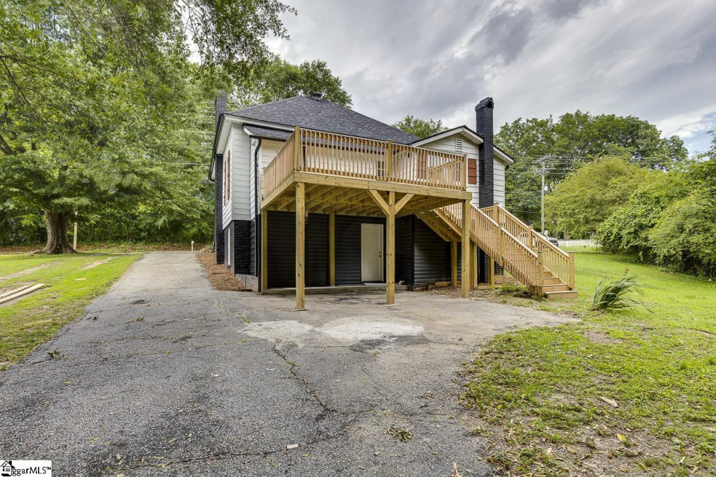 305 Mills  Liberty, SC 29657