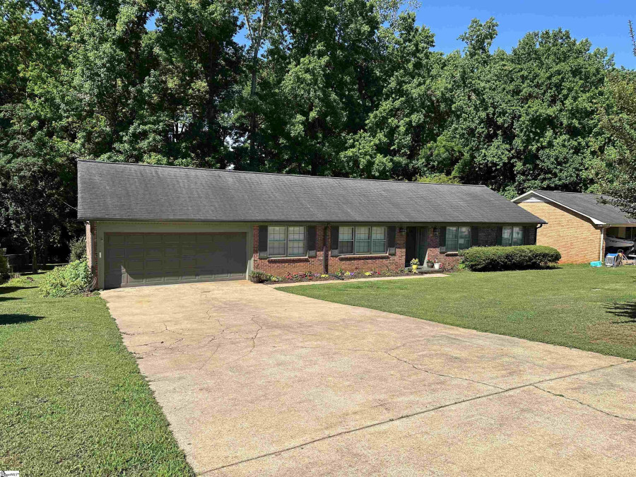 206 Shelton  Spartanburg, SC 29307