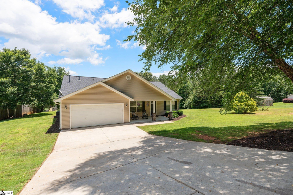 1237 Massey  Pendleton, SC 29670