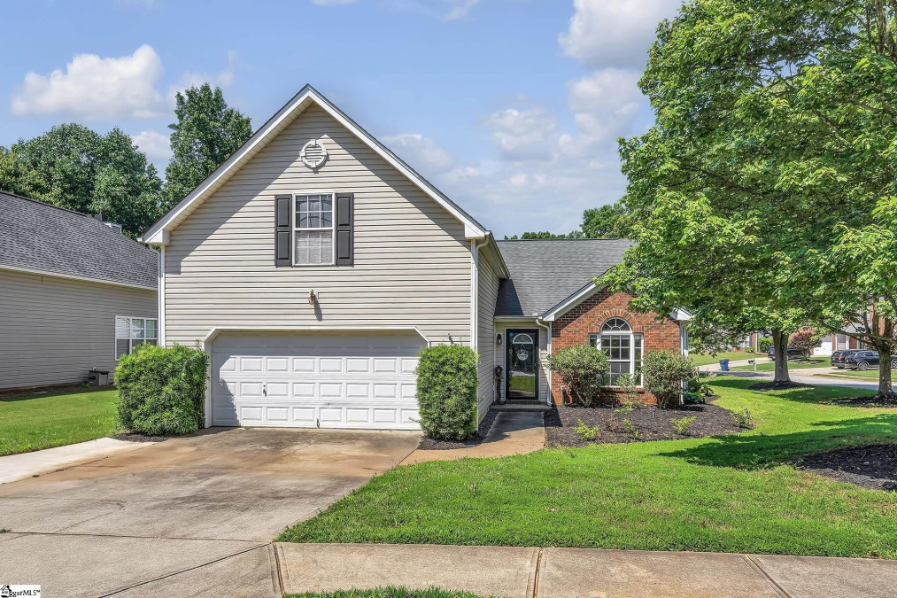 229 Stapleford Pk Greenville, SC 29607