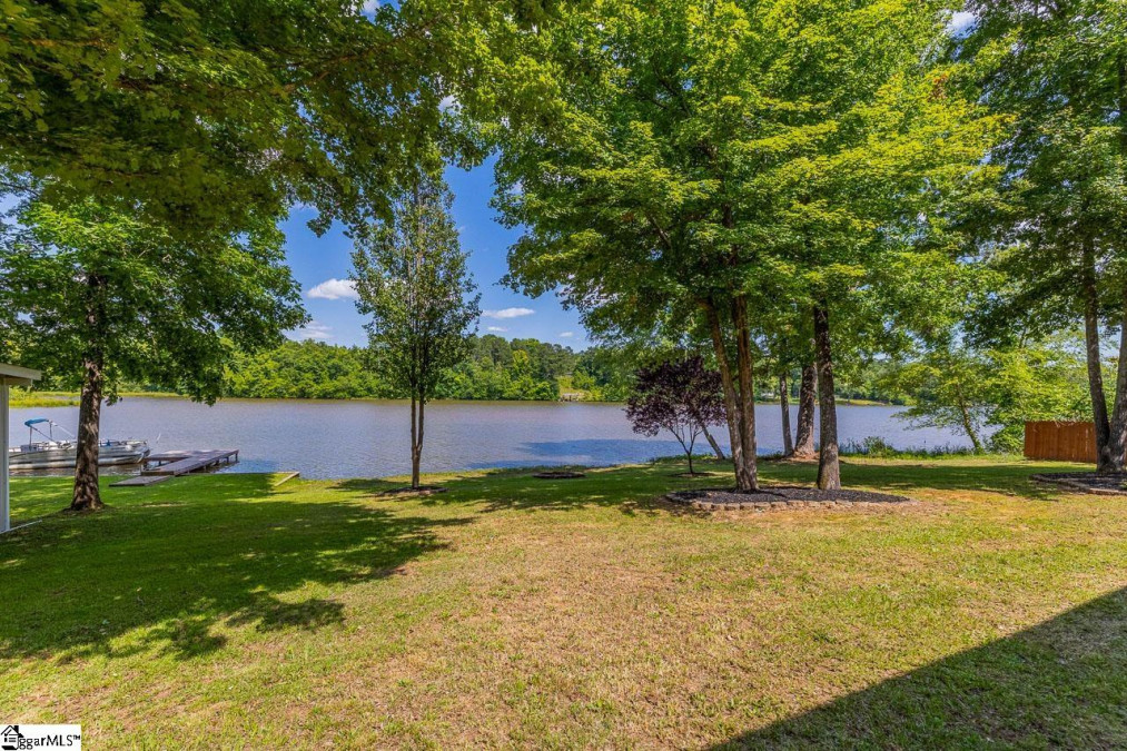 135 Driftwood  Cross Hill, SC 29332