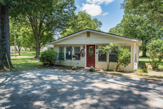 3989 Stone Station Roebuck, SC 29376