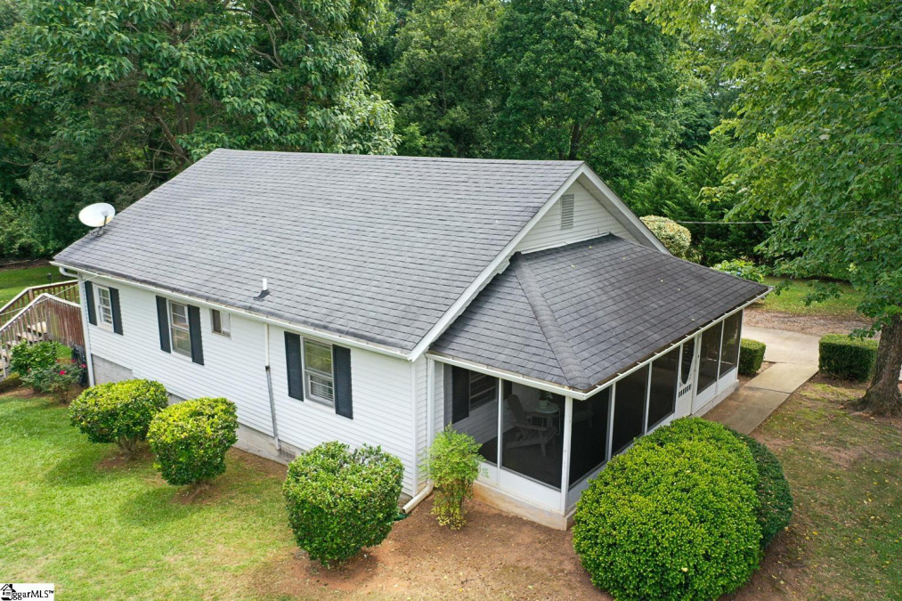 110 Steve Nix Seneca, SC 29678