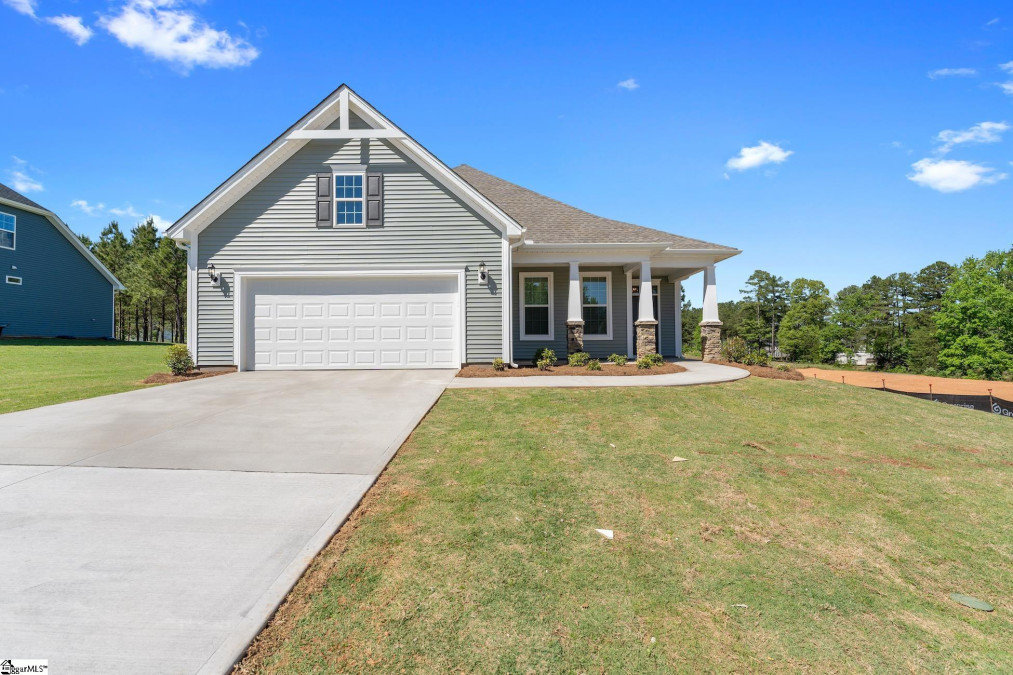 4331 Highlander  Boiling Springs, SC 29316