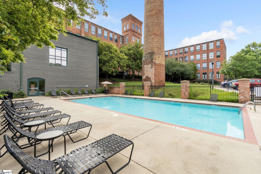 400 Mills  Greenville, SC 29605