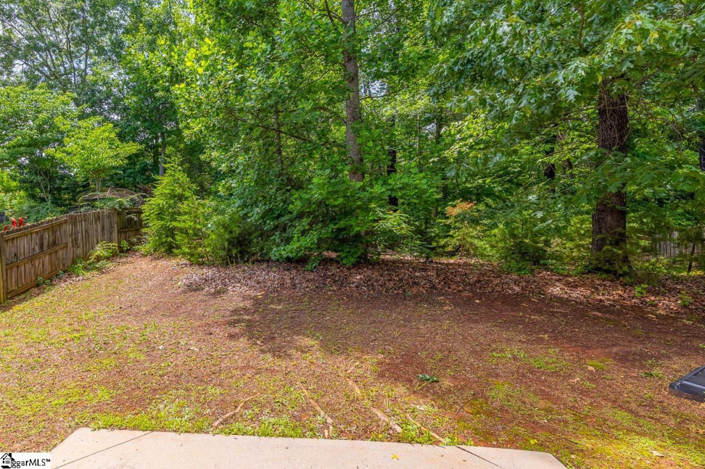 119 Roberts Hill Taylors, SC 29687