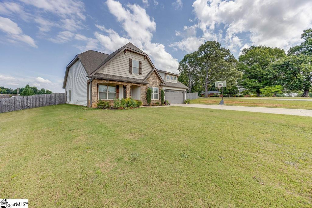 900 Grand Cy Inman, SC 29349