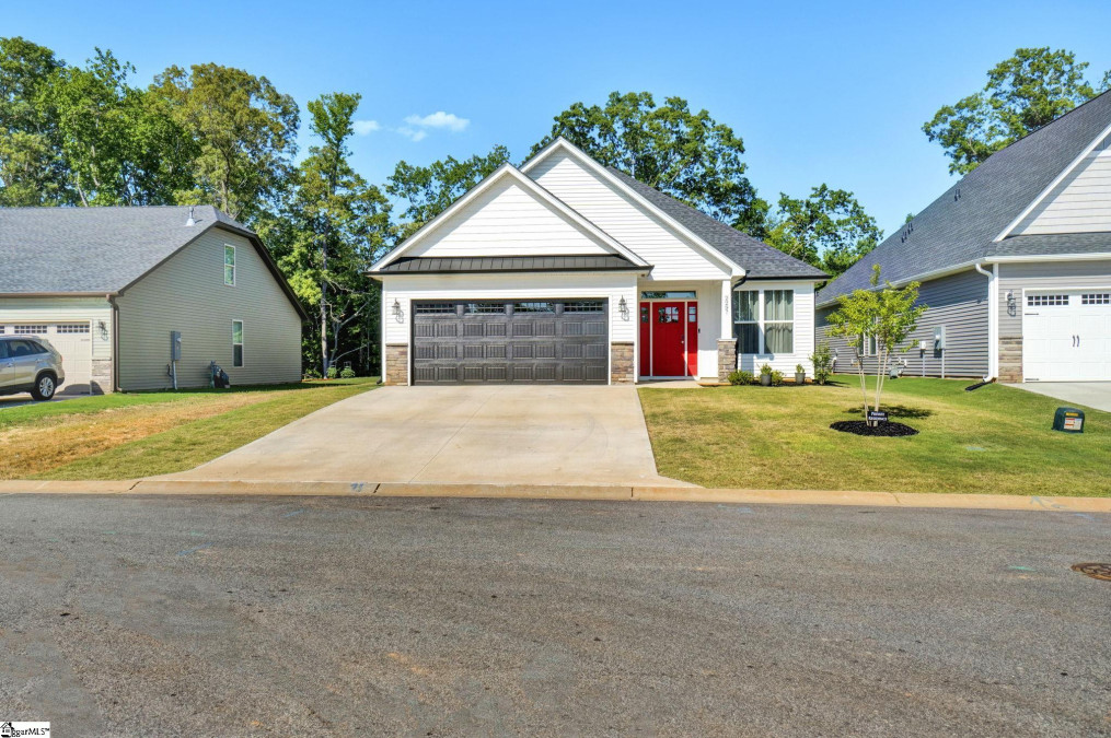 2297 Davenport  Moore, SC 29369-8706