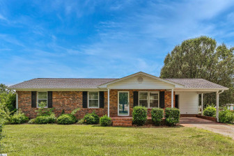 304 Reynolds  Chesnee, SC 29323