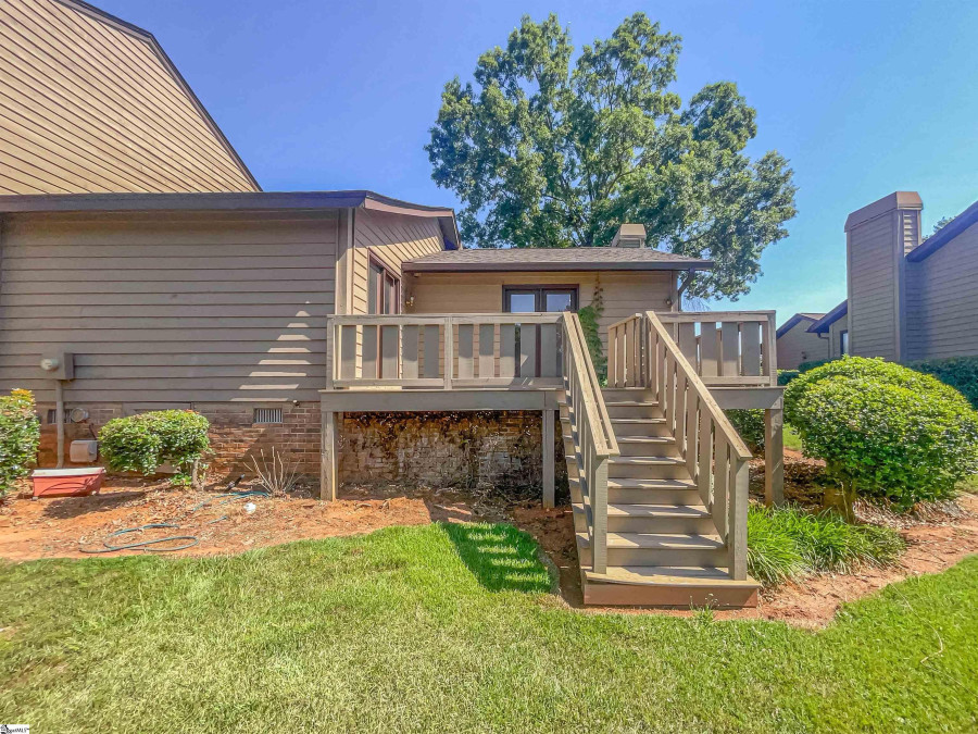 206 Goldfinch  Greer, SC 29650