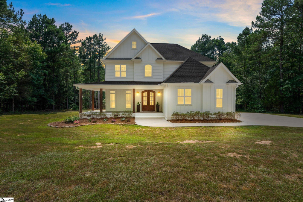 1297 Stewart Dairy Gray Court, SC 29645