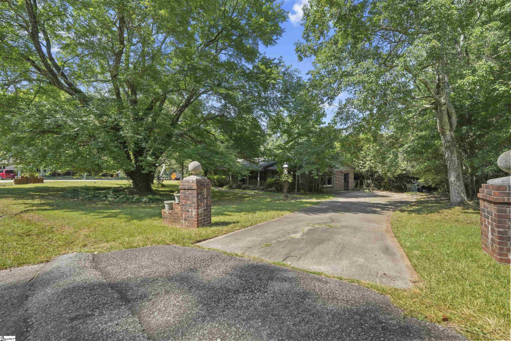 5 Mimosa  Greenville, SC 29615