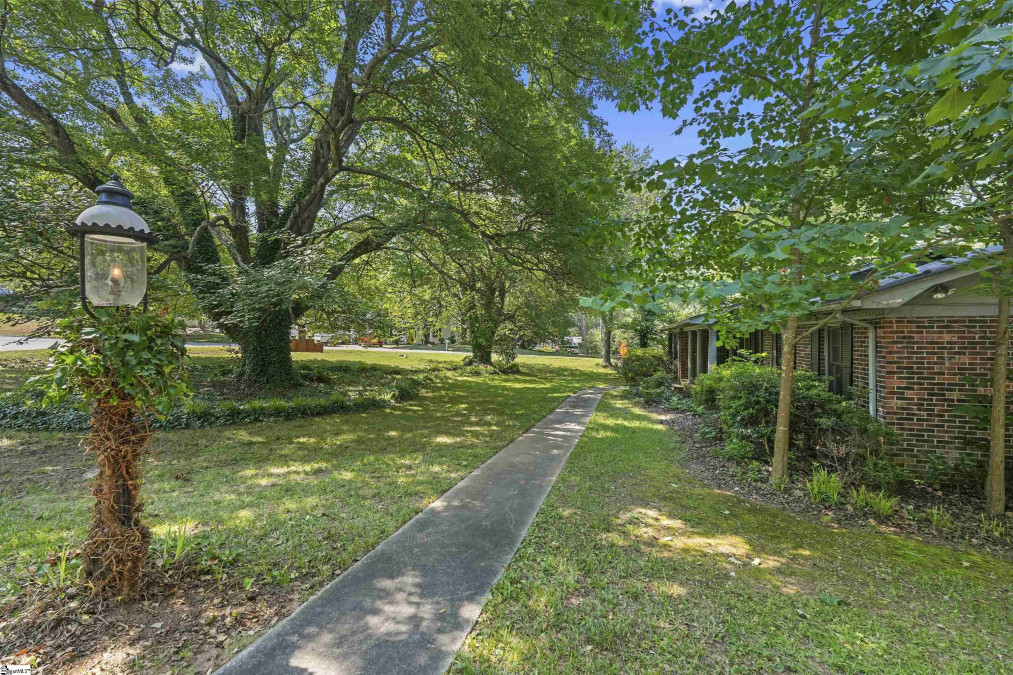 5 Mimosa  Greenville, SC 29615