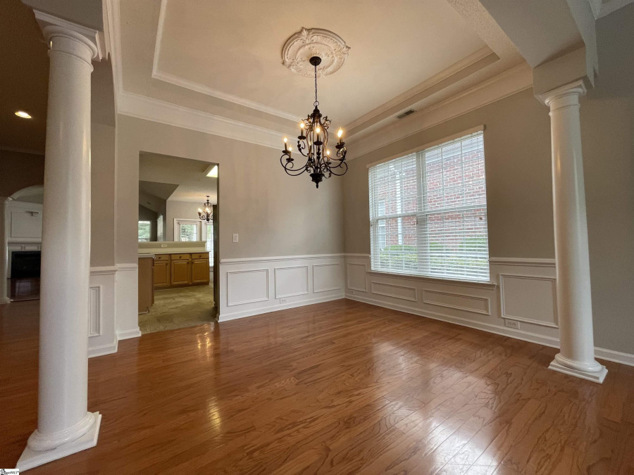 111 Lansfair  Greenville, SC 29607