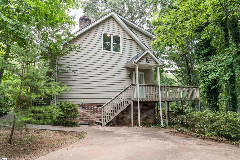 24 Windward N Taylors, SC 29687-6151