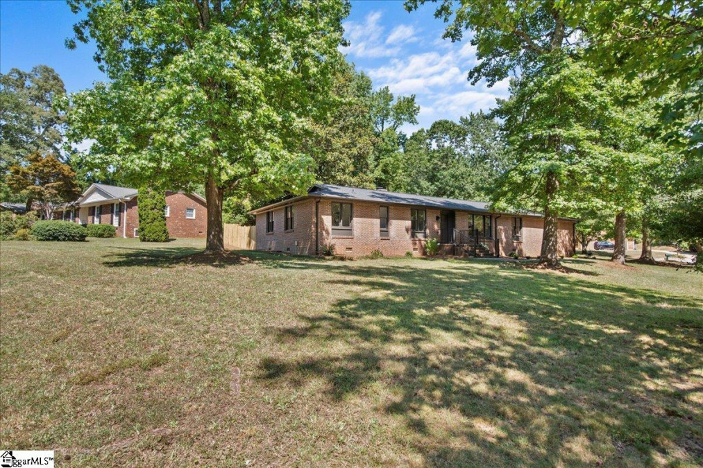 200 Dronfield  Greenville, SC 29609