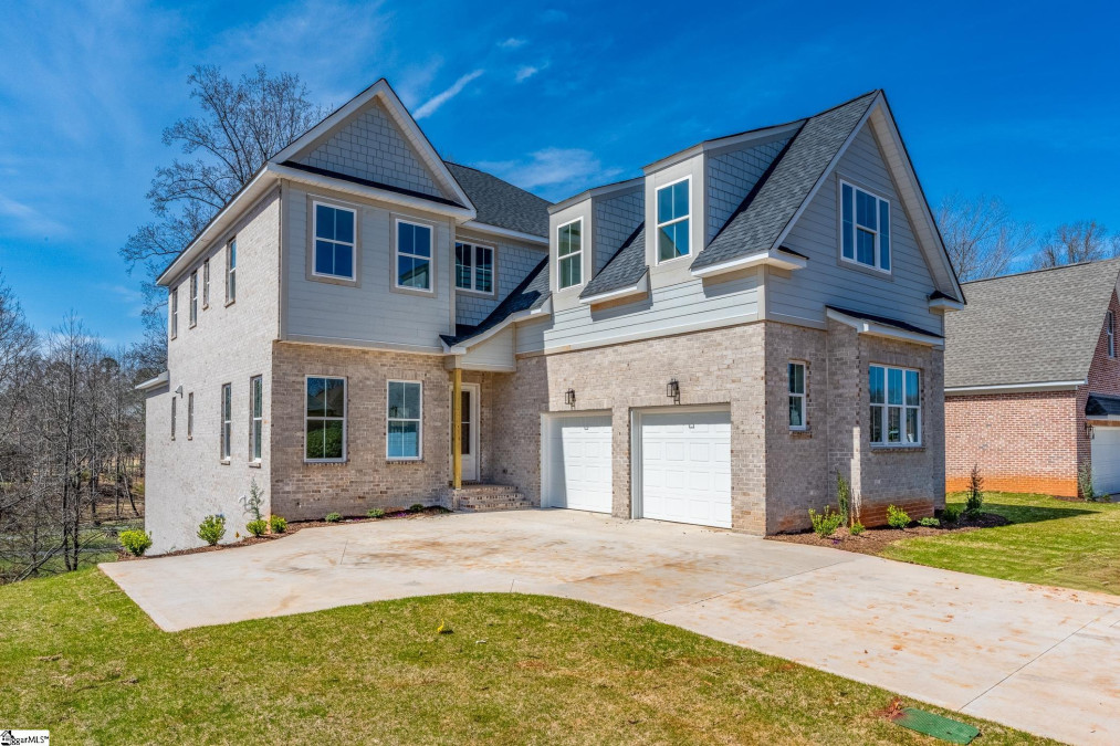 43 Park Vi Greenville, SC 29617