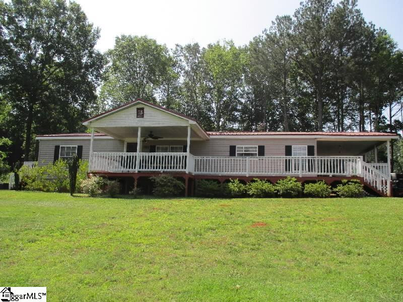 391 Island Ford Cross Hill, SC 29332