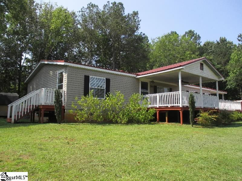 391 Island Ford Cross Hill, SC 29332