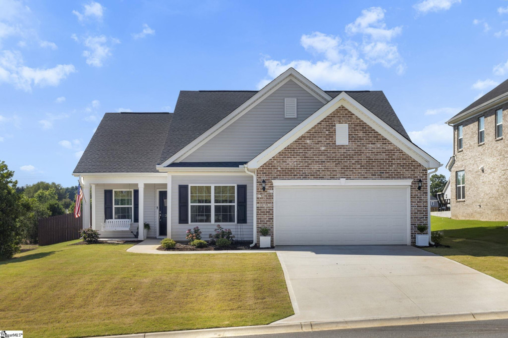 301 Valley Oak Belton, SC 29627