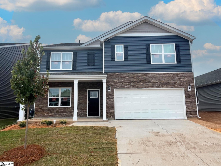 929 Pineland  Woodruff, SC 29388