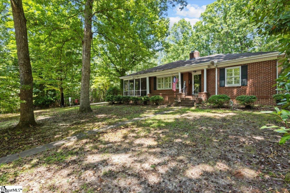 507 Anderson  Woodruff, SC 29388