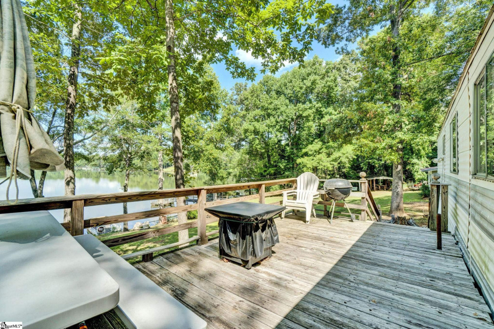 471 Boyds Mill Pond Laurens, SC 29360