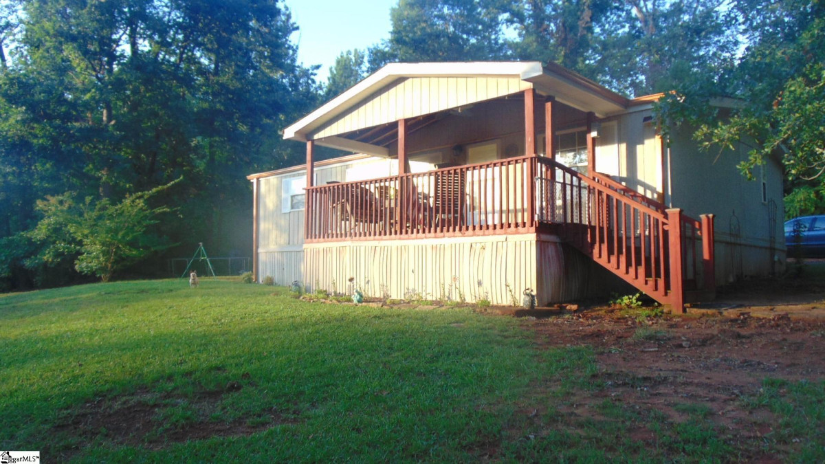 129 Holland  Belton, SC 29621