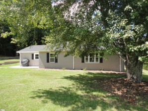 1003 Gravely  Pickens, SC 29671