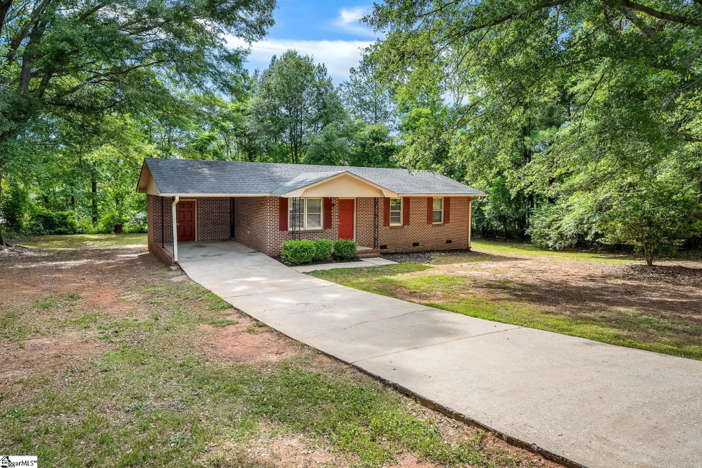 606 Pinedale W Anderson, SC 29626