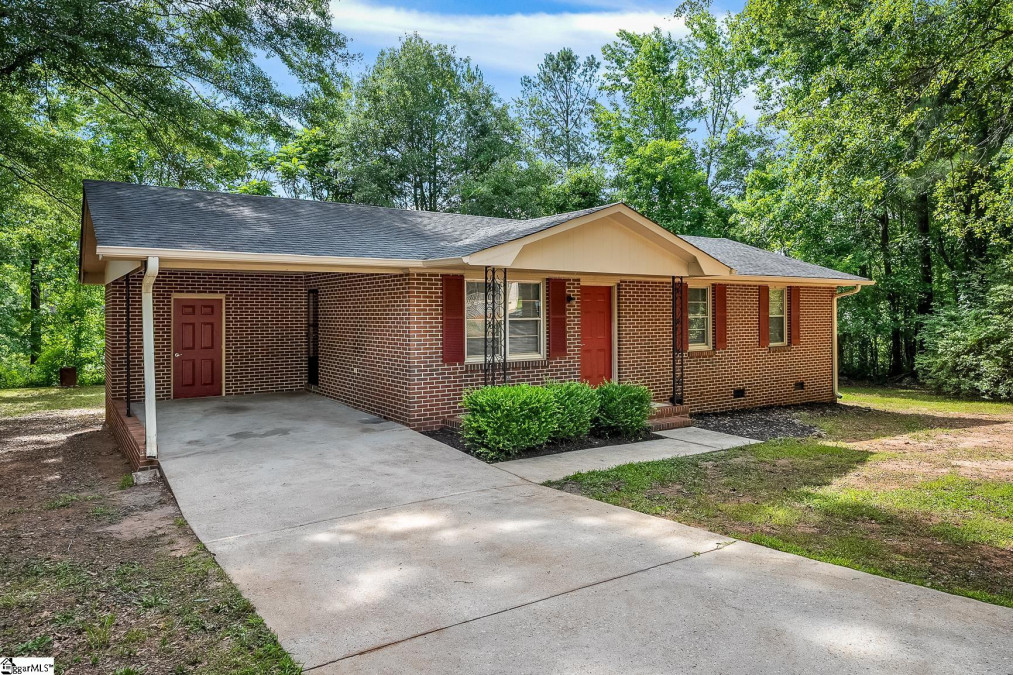 606 Pinedale W Anderson, SC 29626