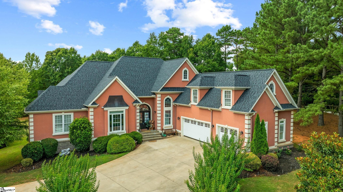 106 Harbour Pointe Chesnee, SC 29323