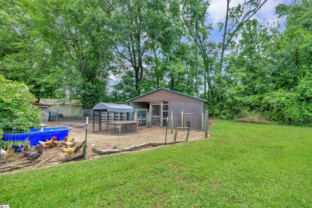 1813 Busby  Anderson, SC 29626