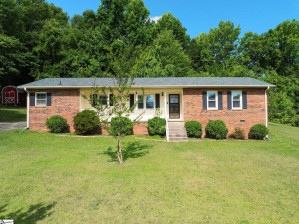 580 Hawthorne  Woodruff, SC 29388