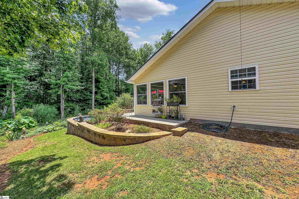 27 Daughtry  Travelers Rest, SC 29690