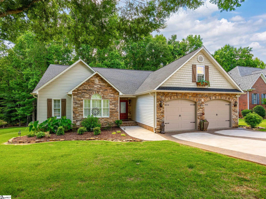 507 Chattooga  Roebuck, SC 29376