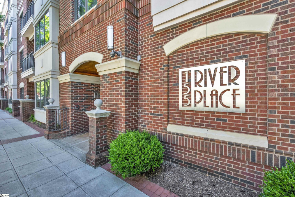 155 Riverplace  Greenville, SC 29601